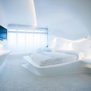 Space Club by Zaha Hadid